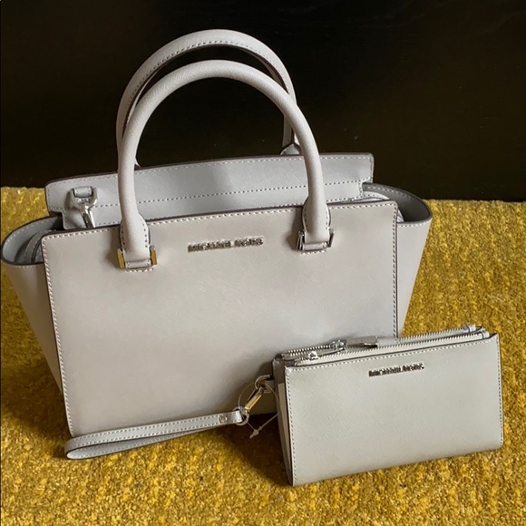 Michael Kors Handbags - Michael Kors Gray Satchel Purse WITH Wallet